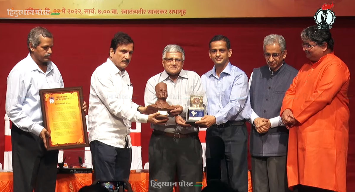 वीर सावरकरांच्या विचारांच्या प्रसारासाठी काम करत असल्याचा गर्व - अनिल कानिटकर 1 varodara