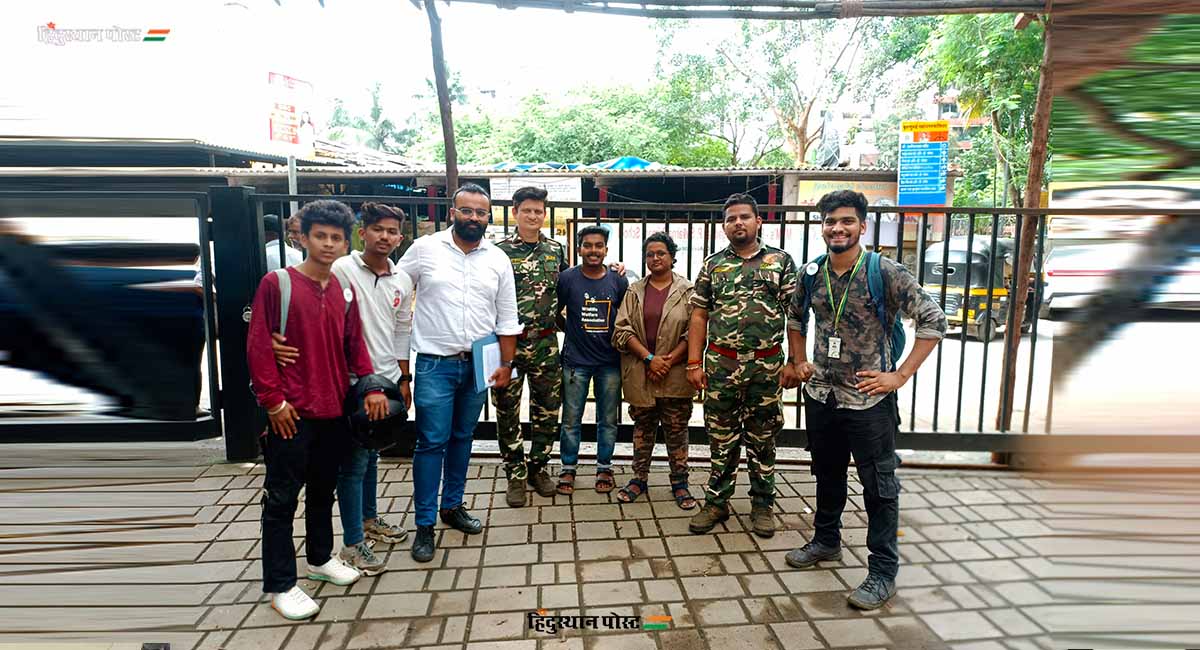 अंधेरीत वानरांकडून तब्बल १५ जणांवर हल्ला 1 squad