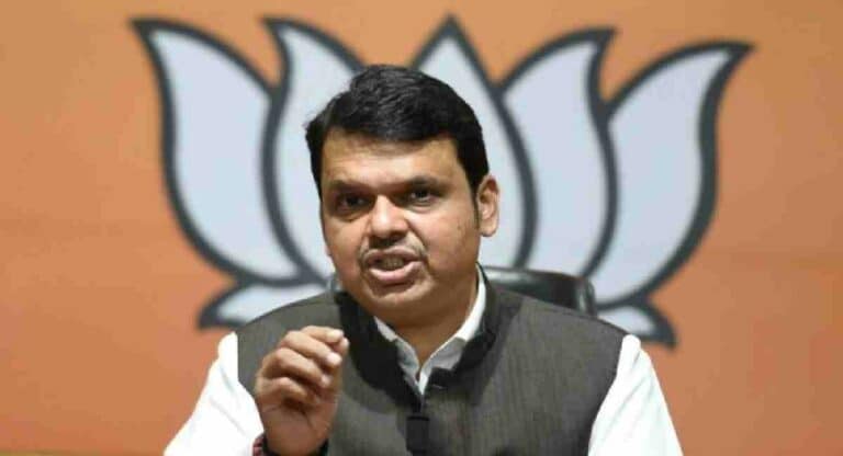 Maharashtra Political Crisis : न्यायालयाच्या निर्णयामुळे ‘मविआ’च्या मनसुब्यांवर पाणी फेरले – देवेंद्र फडणवीस