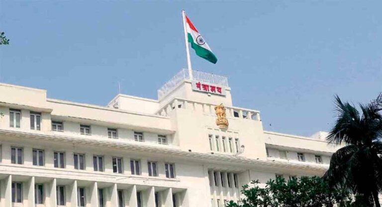 New Districts In Maharashtra : महाराष्ट्रात २१ नवीन जिल्ह्यांची निर्मिती प्रस्तावित; ऐतिहासिक बदलाच्या दिशेने पाऊल