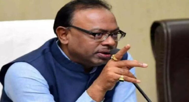 ओबीसींचे आरक्षण काढून मराठा समाजाला देणार का? Chandrashekhar Bawankule यांचा सवाल