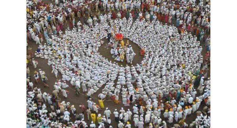 Pandharpur Wari : दुसरा गोल रिंगण सोहळा पडला पार; वैष्णवजनांतील उत्साह ओसंडून वाहिला