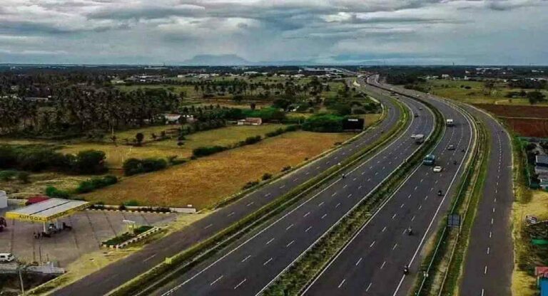 Transport Department : समृद्धी महामार्गावरील ‘इतक्या’ वाहन चालकांवर परिवहन विभागाची कारवाई