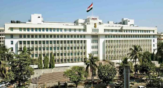 CM Relief Fund : सीमा भागातील नागरिकांना आरोग्य मदत सुलभ करण्याचा प्रयत्न 