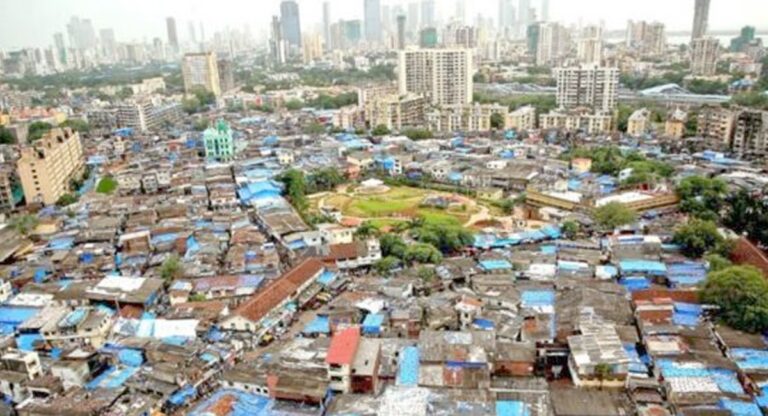 Mumbai Slum : झोपडपट्ट्यांमधील स्वच्छतेच्या कामांसाठी खासगी कंपनीची एन्ट्री बंद; निविदा प्रक्रियाच केली रद्द