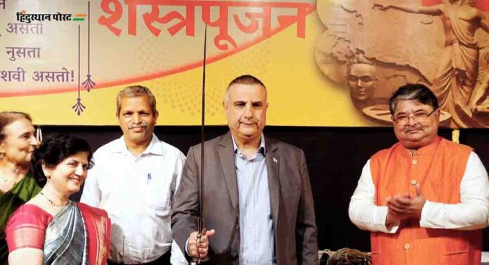 इस्त्रायलला शस्त्रांची नाही, नैतिक पाठिंब्याची गरज - कोबी शोशानी