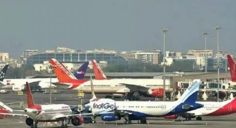 Mumbai Airport :  दिवाळीत विक्रमी उड्डाणे, दर दीड मिनिटाला उड्डाण किंवा लँडिंग सुरूच
