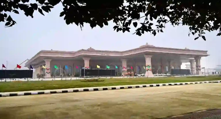 Ayodhya Ram Mandir : अयोध्येला ‘या’ तीन शहरांमधून आता थेट विमानसेवा; एअर इंडिया एक्सप्रेसची घोषणा