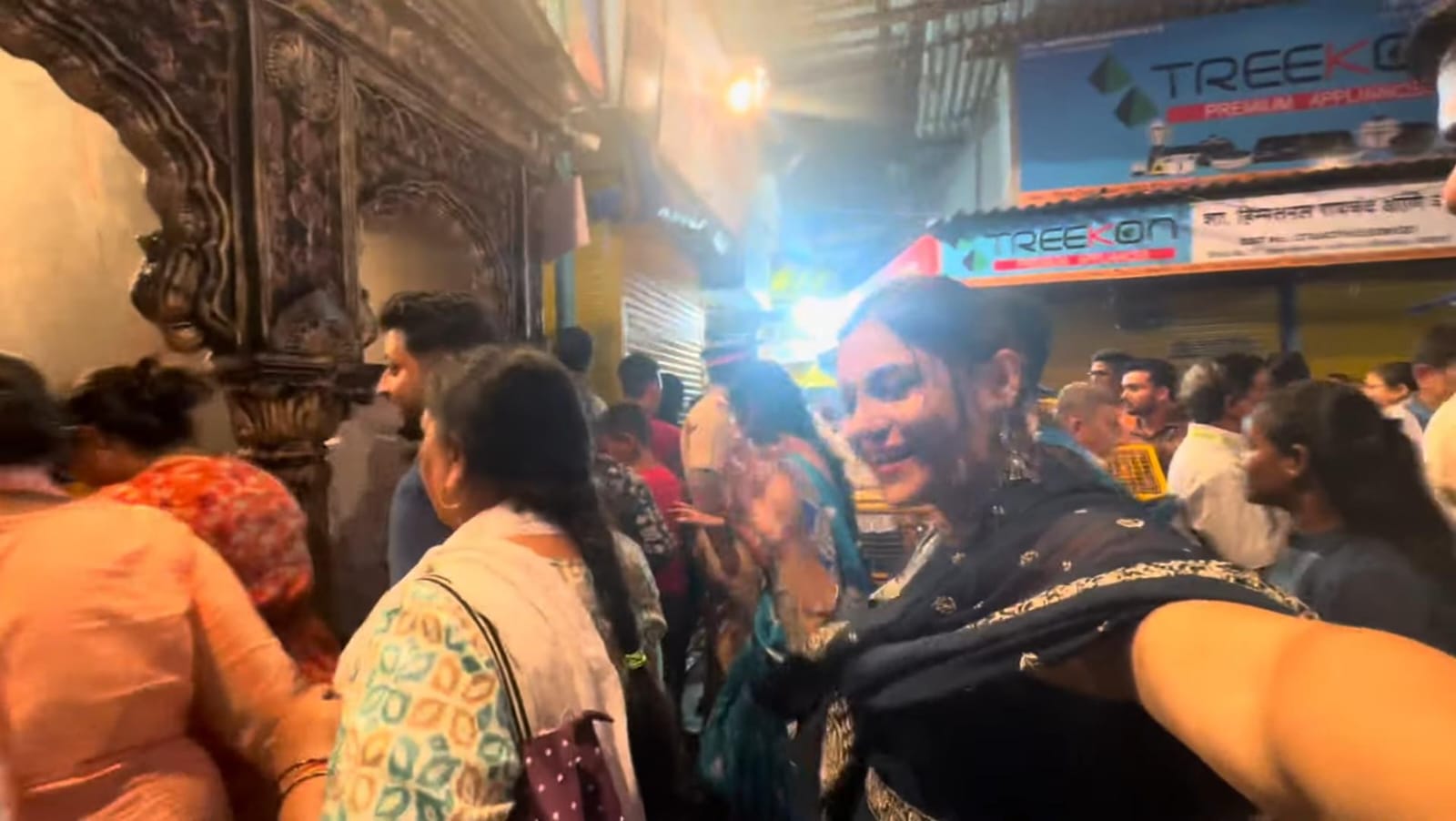 Jyoti Malhotra ने मुंबईतील महत्वाच्या ठिकाणांची केली रेकी, मीडिया फाइल्समध्ये सापडले लालबागचा राजा, मुंबईचा राजाचे व्हिडीओ 1 Jyoti Malhotra ने मुंबईतील महत्वाच्या ठिकाणांची केली रेकी, मीडिया फाइल्समध्ये सापडले लालबागचा राजा, मुंबईचा राजाचे व्हिडीओ