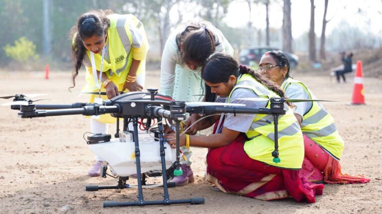 Namo Drone Didis :  ‘सकाळी तीन तास अन् संध्याकाळी दोन तासांत काम पूर्ण’; ग्रामीण भागात आता ड्रोन वॉरियर्स…