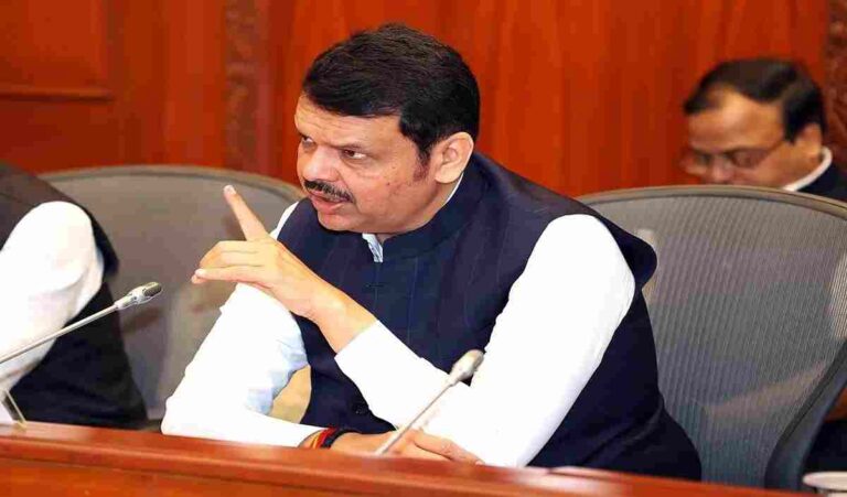 Permanent State Guest : मुख्य न्यायमूर्तींच्या दौऱ्यामुळे राज्यात प्रशासन सतर्क! सरकारकडून राजशिष्टाचारासाठी ‘विशेष सर्क्युलर’ जारी
