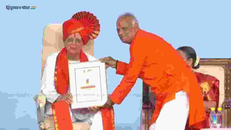 Sanatan Rashtra Shankhnad Mahotsav :  हिंदुत्वासाठी समर्पित होऊन कार्य करणार्‍यांचा ‘हिंदु राष्ट्ररत्न’ आणि ‘सनातन धर्मश्री’ पुरस्काराने गौरव