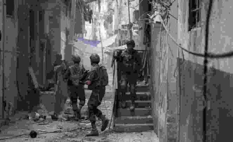 Israel-Hamas Conflict : आयडीएफच्या कारवाईत २४ तासांत १४६ पॅलेस्टिनी ठार; इस्त्रायलची मोठ्या कारवाईच्या दिशेने वाटचाल