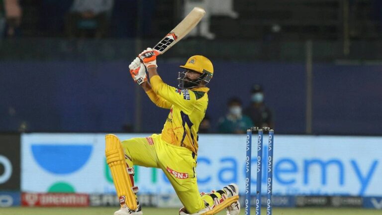 IPL 2025 : सर रविंद्र जडेजाचा विषयच हार्ड, यंदाच्या मोसमातला बिग सिक्सर…