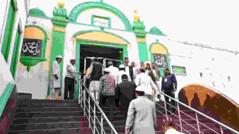Jama Masjid ASI Survey : पुनःनिरीक्षण याचिका फेटाळत अलाहाबाद हायकोर्टाचा मुस्लिम पक्षाला मोठा दणका
