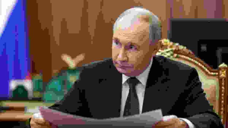 Russia-Ukraine War : भारत-पाकिस्तान तणाव सुरू असतानाच रशिया महत्त्वपूर्ण निर्णय घेण्याच्या तयारीत