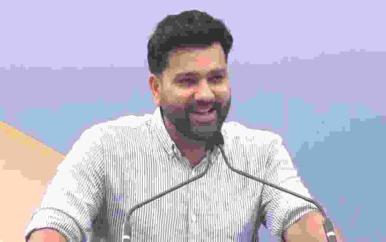 “….मी अजूनही एक फॉरमॅट खेळत आहे”; रोहित शर्माच्या Wankhede Stadiumवरील स्टँडचं अनावरण