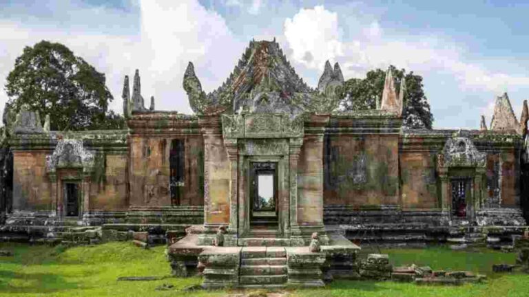 ९०० वर्षे जुने Shiv Temple अन् थायलंड-कंबोडिया यांच्यात ६३ वर्षांपासून वाद; एका सैनिकाच्या मृत्यूमुळे पुन्हा चर्चेत, नेमकं प्रकरण काय?