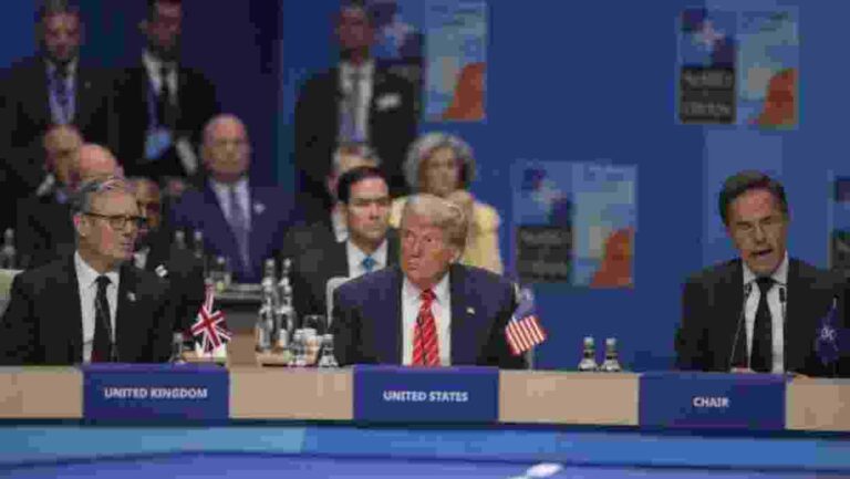 अमेरिकन राष्ट्राध्यक्ष Donald Trump यांचा युध्दविरामानंतरही इराणला स्पष्ट इशारा; म्हणाले…