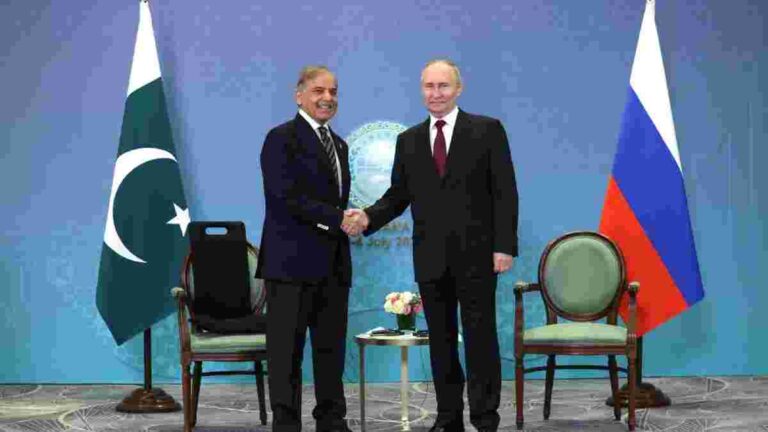 Pakistan Fake Report : भारत-रशिया मैत्रीत फूट पाडण्याचा प्रयत्न फेल; पाकिस्तानचा खोटारडेपणा पुन्हा एकदा उघड