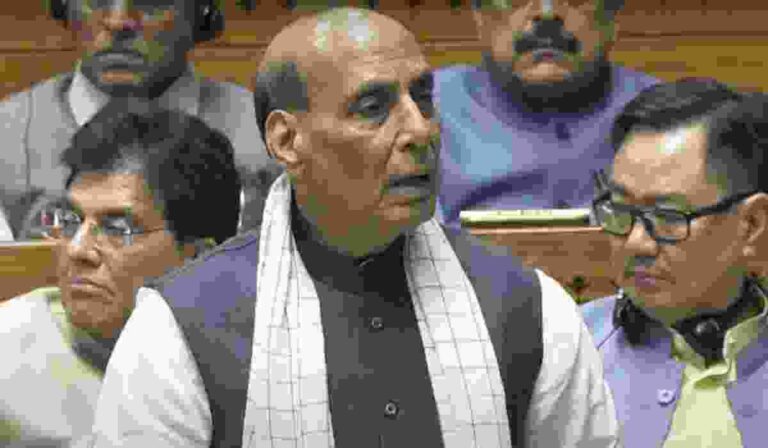 Parliament Monsoon Session : ‘महाराज, पुरे झाले, आता थांबवा’; संरक्षण मंत्र्यांनी विरोधकांना ठणकावले