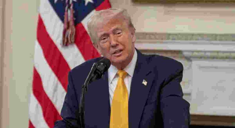 Donald Trump यांचा वॉल स्ट्रीट जर्नलवर मानहानीचा खटला; एपस्टाईन प्रकरणात बनावट अहवाल असल्याचा दावा