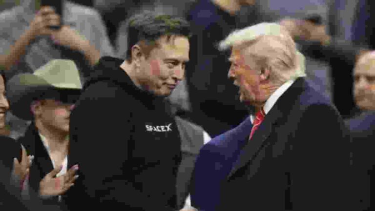 पक्ष स्थापन केल्यानंतर Donald Trump यांची एलन मस्कवर टीका; म्हणाले…