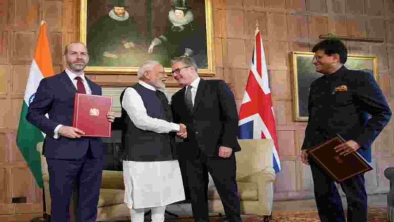 Free Trade Agreement :  ब्रिटनसोबतच्या व्यापार करारानंतर भारताला कसा फायदा होणार, जाणून घ्या