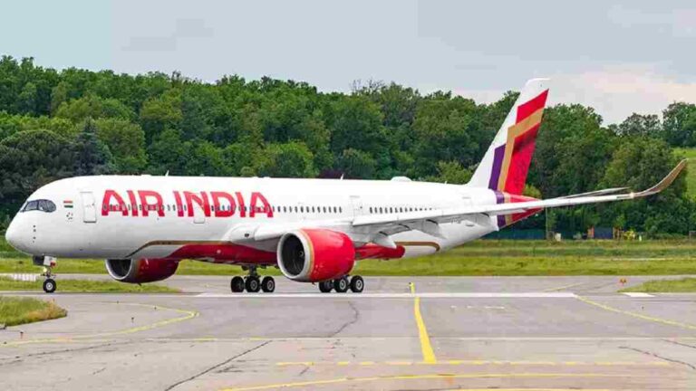Air India Seeking Help : एअर इंडियाने टाटा सन्सकडे मागितली १०,००० कोटी रुपयांची मदत