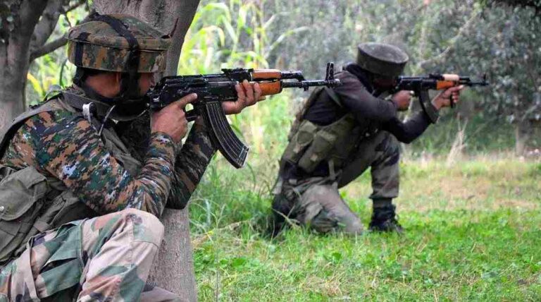 J&K’s Bandipora : घुसखोरीच्या प्रयत्नात असणाऱ्या ०२ दहशतवाद्यांना कंठस्नान; लष्कराची मोठी कारवाई