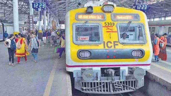 Mumbai Local चा प्रवास होणार हायटेक! गर्दी कमी करण्यासाठी रेल्वेकडे ‘ब्ल्युप्रिंट' तयार; वाचा काय आहे प्लॅन?