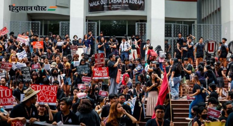 Philippines News :  नेपाळनंतर आता आणखी एका देशात सत्तांतर?; नेमकं काय घडलं, जाणून घ्या