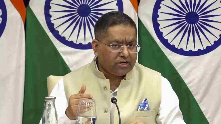 India Slams Pakistan : ‘दहशतवादी आणि पाकिस्तानी सैन्याचा संबंध जगजाहीर’; व्हायरल व्हिडिओनंतर भारताचे खडेबोल