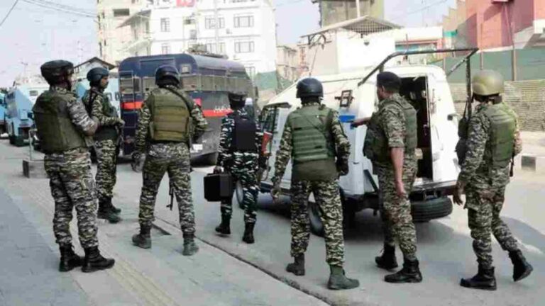 Jammu and Kashmir : पूंछमध्ये सुरक्षा दलांची मोठी कारवाई; हिजबुलच्या ३ दहशतवादी समर्थकांना अटक