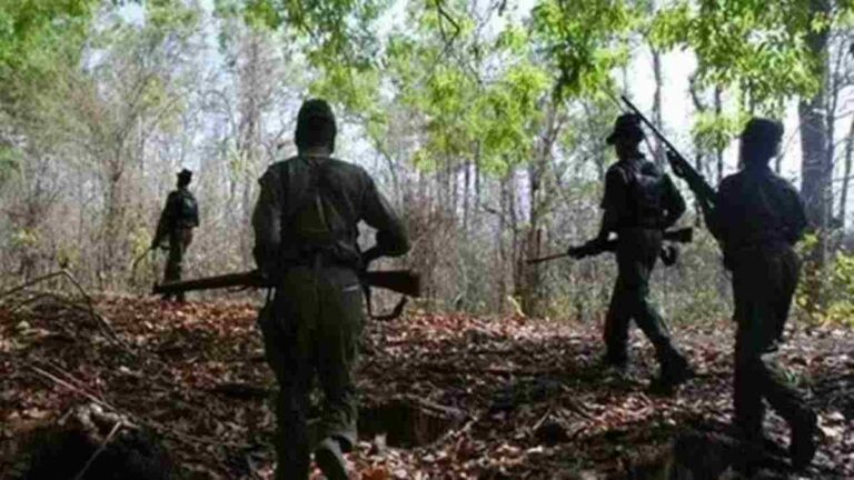 Maharashtra :   गडचिरोली नक्षलवादमुक्त होण्याच्या दिशेने; सुरक्षा दलाच्या कारवाईला वेग
