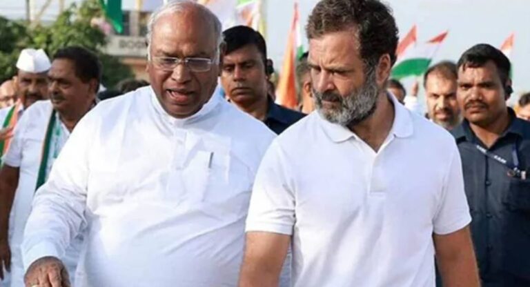Congress leaders discussing strategies during Bihar elections.
