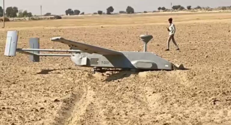 Drone Found near Border : पाकिस्तानी कुरापत की अन्य काही?; सीमेवर ड्रोन सापडल्याने सुरक्षा यंत्रणा सतर्क