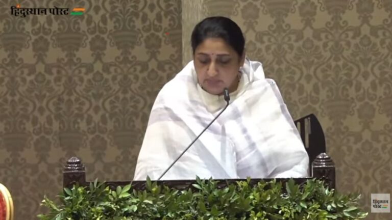 Sunetra Pawar taking oath as Maharashtra's first female Deputy Chief Minister.
