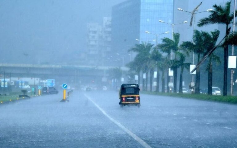 Rain Update: कोकणसह मुंबई, ठाण्याला 'रेड अलर्ट', ४ ते ६ जुलैदरम्यान अतिवृष्टीचा इशारा